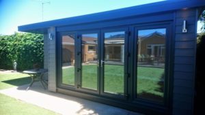 Garden Office with side canopy 